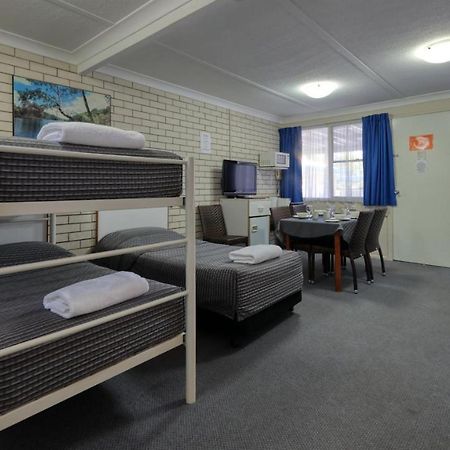 Binalong Motel Goondiwindi Kültér fotó