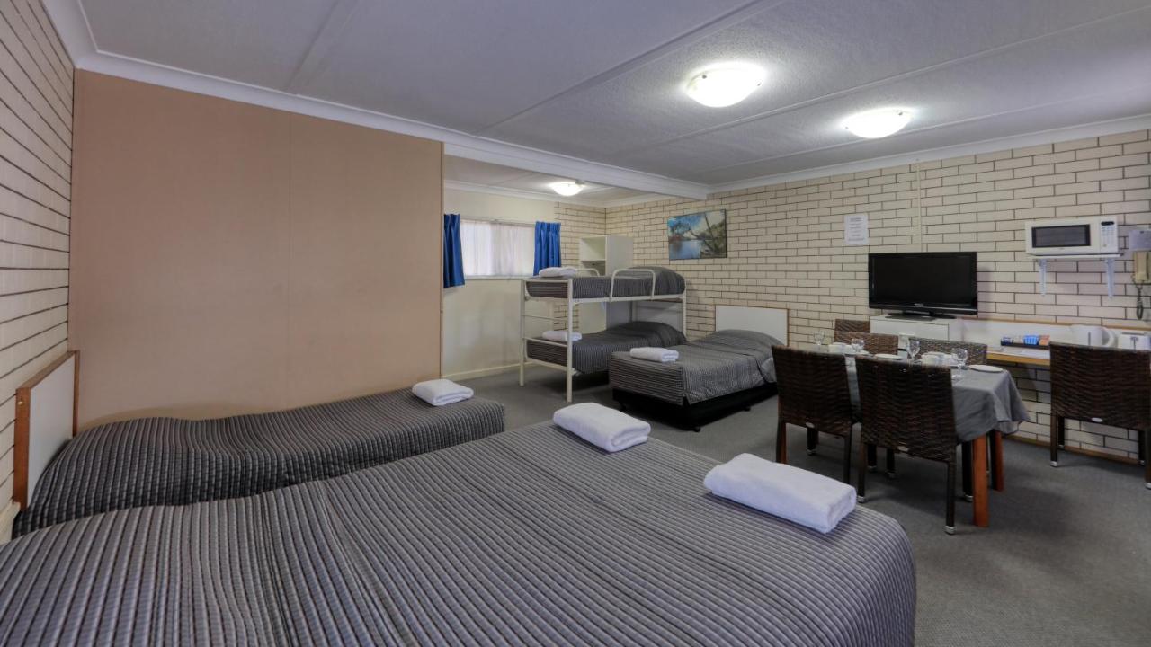 Binalong Motel Goondiwindi Kültér fotó