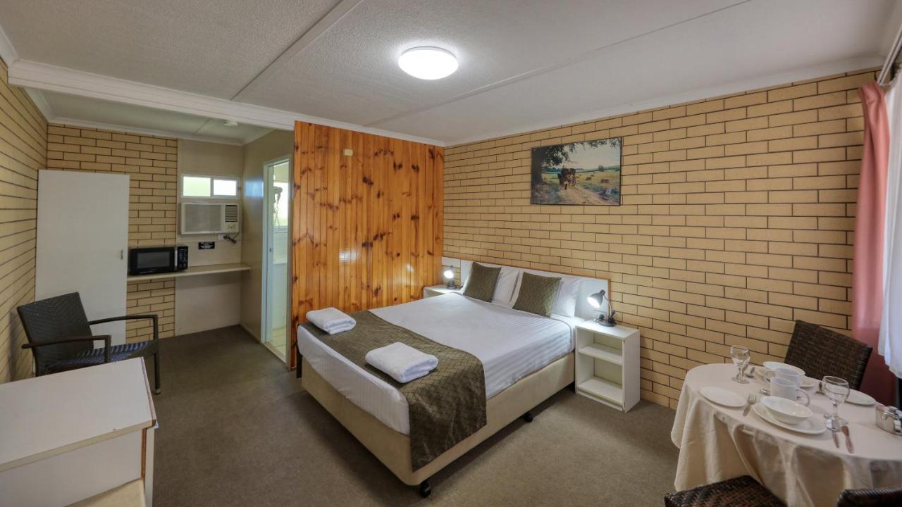 Binalong Motel Goondiwindi Kültér fotó